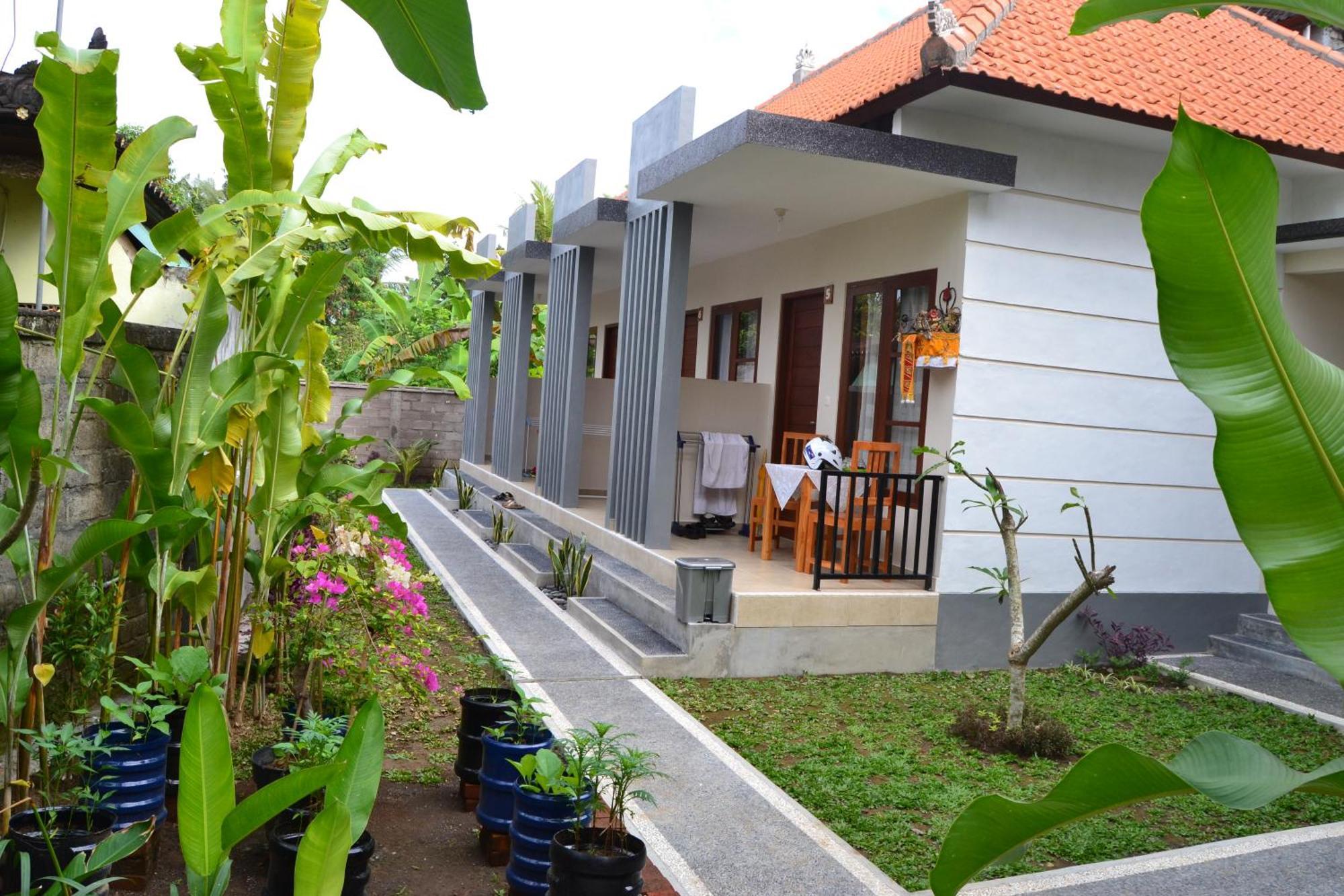 Sakha House Guest house *